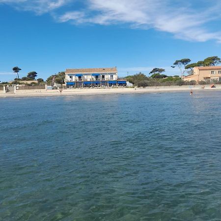 Hyères Le Surplage المظهر الخارجي الصورة